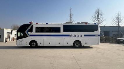 全省首輛！雙側拉廂體客車型應急移動指揮車在新區上路，提升應急保障新效能
